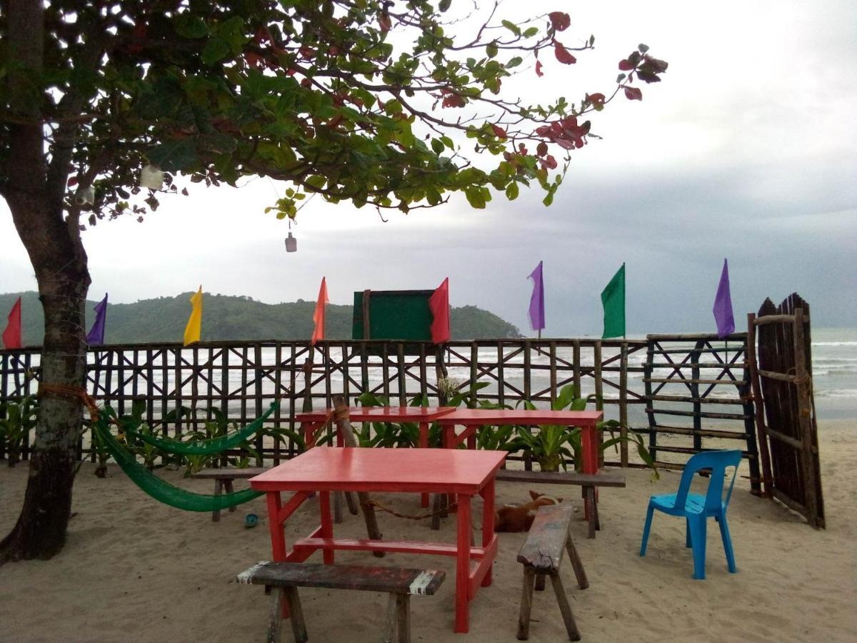 Hotel Shalom Camp El Nido Esterno foto