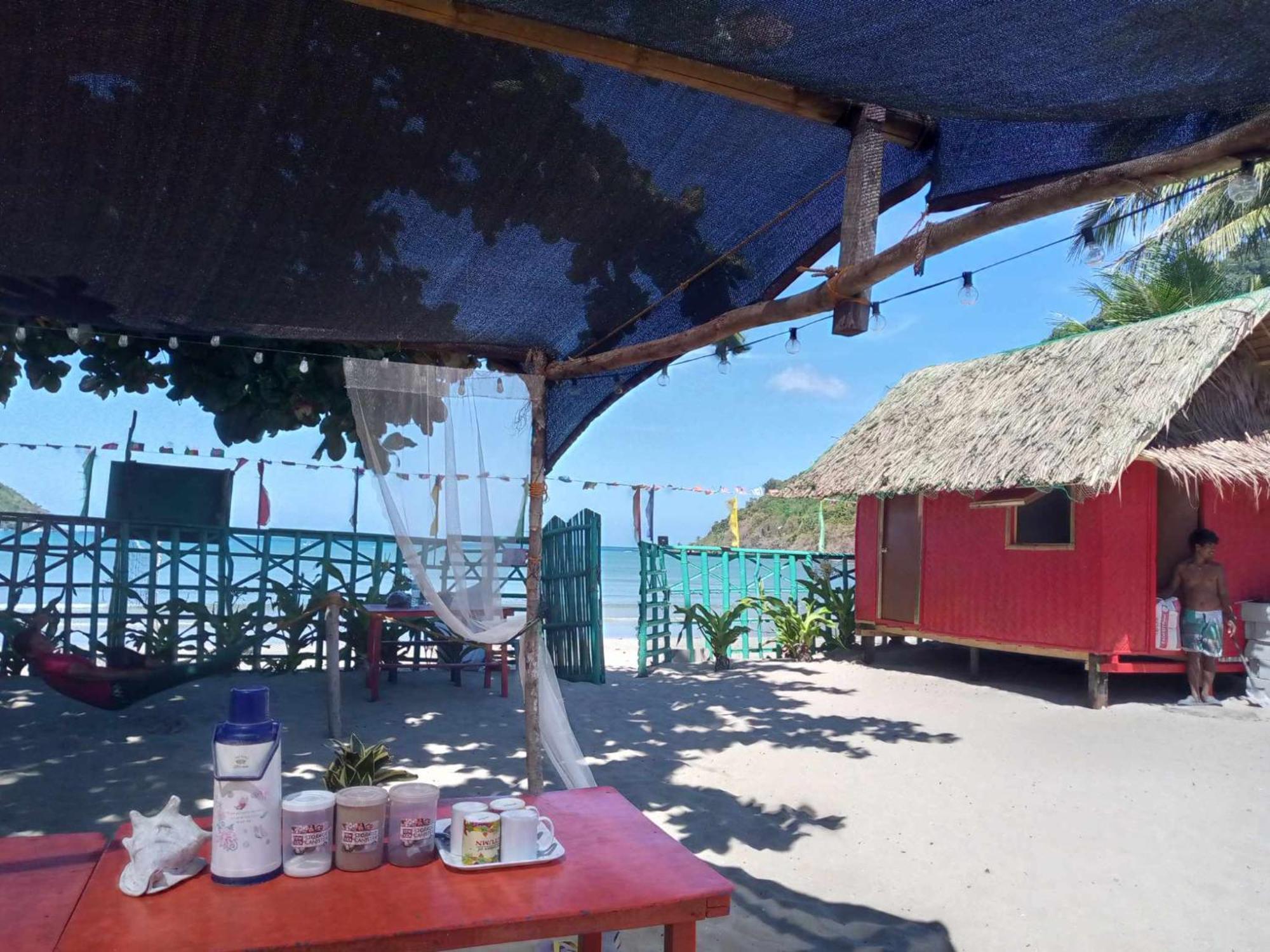 Hotel Shalom Camp El Nido Esterno foto