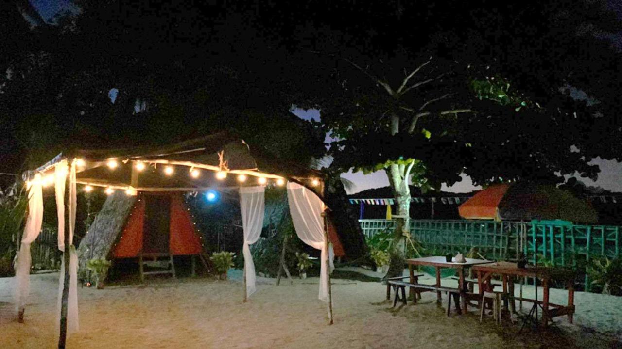 Hotel Shalom Camp El Nido Esterno foto