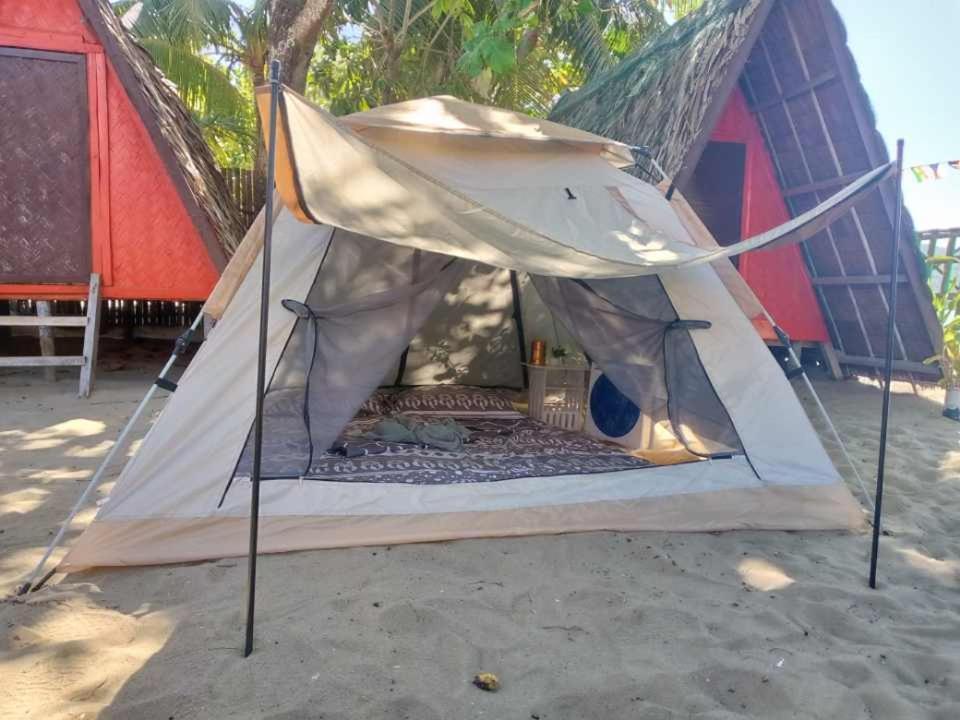 Hotel Shalom Camp El Nido Esterno foto